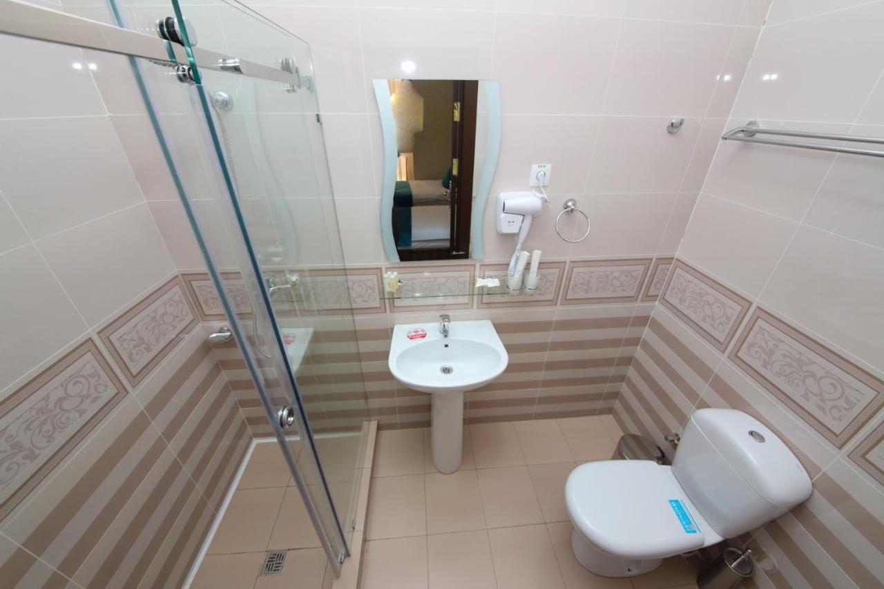Hotel Globus Taşkent Dış mekan fotoğraf