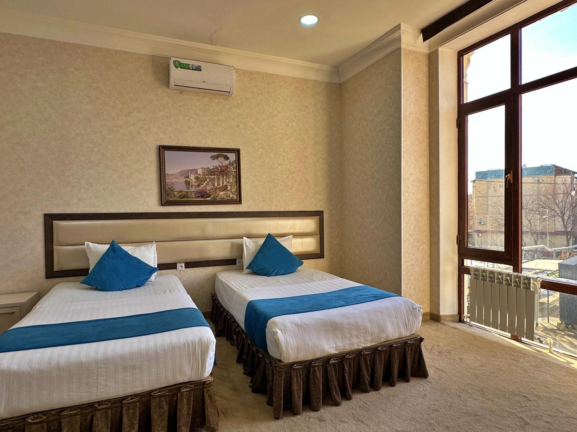 Hotel Globus Taşkent Dış mekan fotoğraf